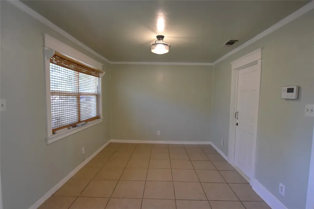 1718 Summit Street Mesquite TX 75149
