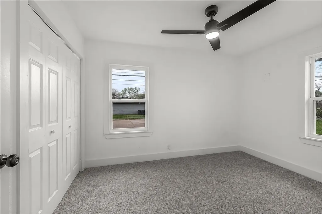 3744 S Hughes Avenue Fort Worth TX 76119