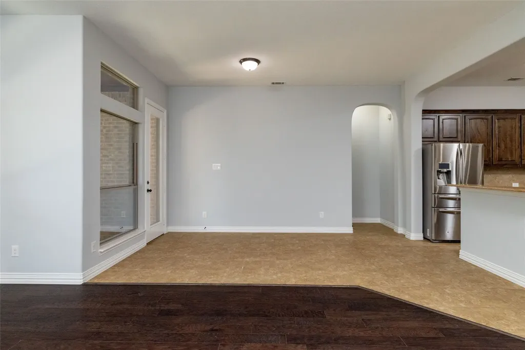 305 Dorset Court Roanoke TX 76262