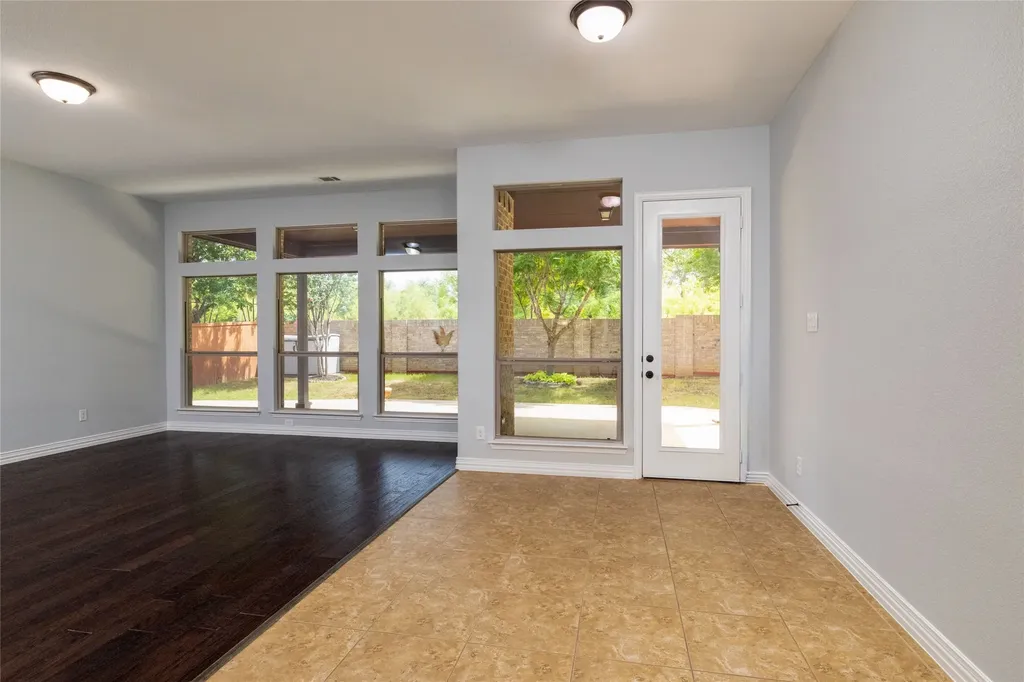 305 Dorset Court Roanoke TX 76262