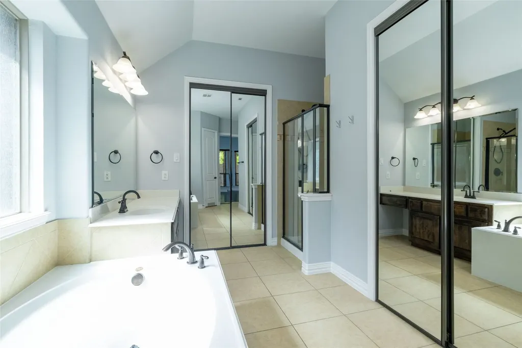 305 Dorset Court Roanoke TX 76262