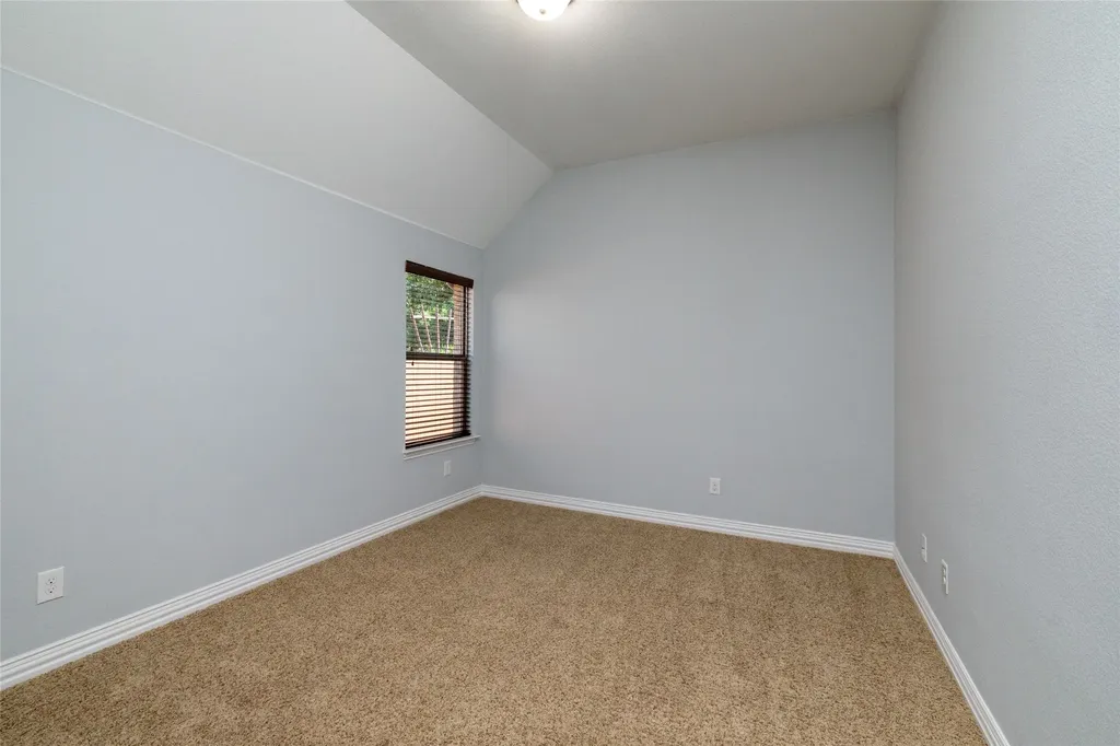 305 Dorset Court Roanoke TX 76262