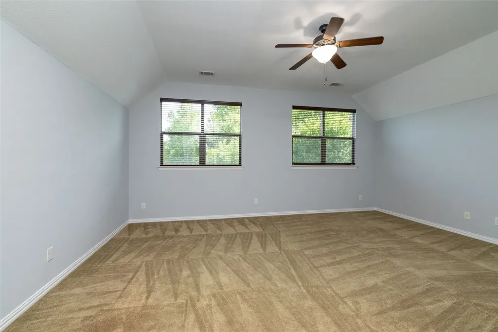 305 Dorset Court Roanoke TX 76262