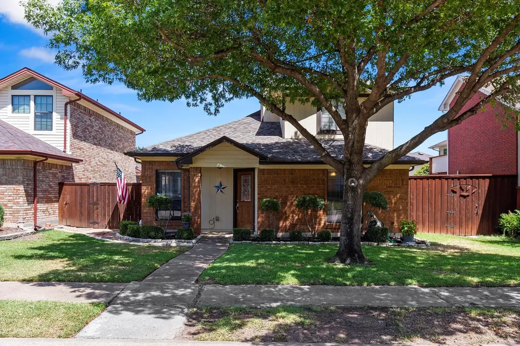 2920 Peninsula Way Carrollton TX 75007