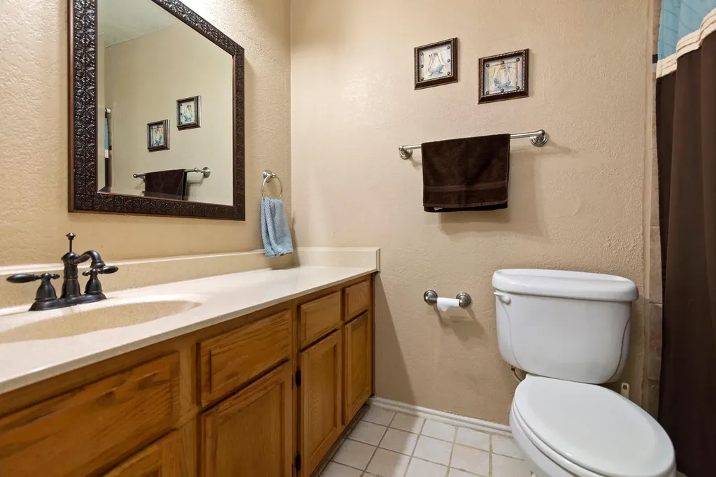 2920 Peninsula Way Carrollton TX 75007