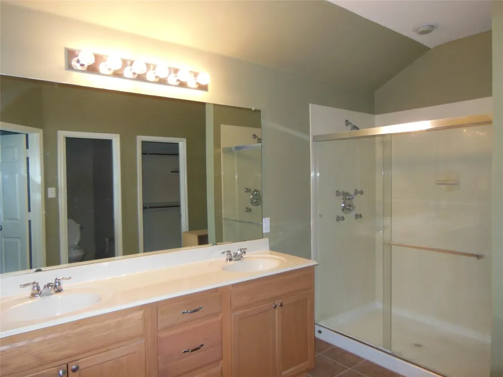 15633 Wheelhorse Trail Fort Worth TX 76262