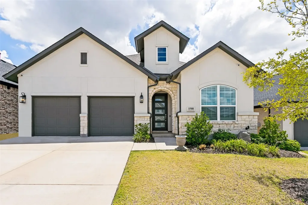 1508 Larson Lane Denton TX 76210