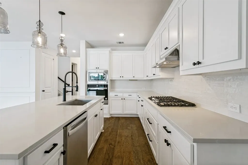 1508 Larson Lane Denton TX 76210