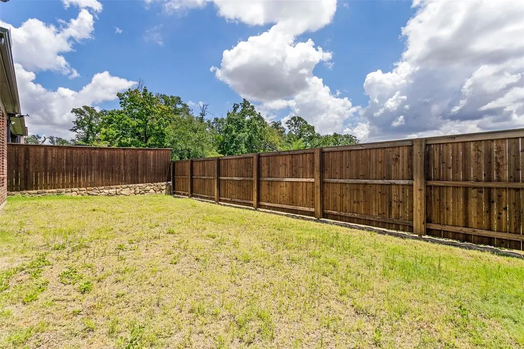 1508 Larson Lane Denton TX 76210