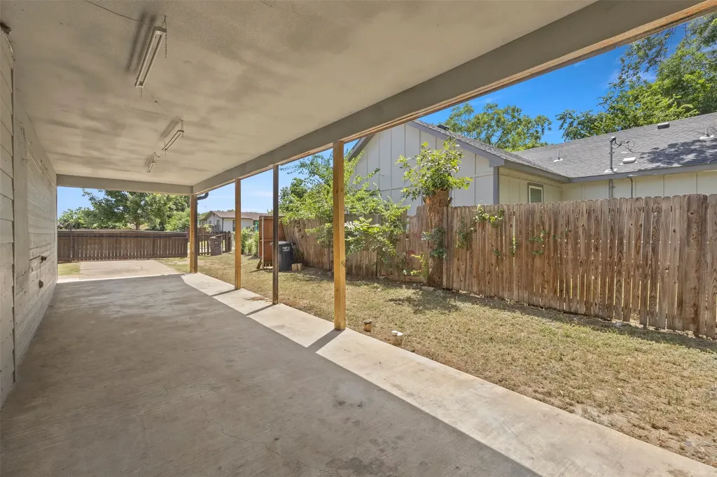5425 Laster Road Fort Worth TX 76119