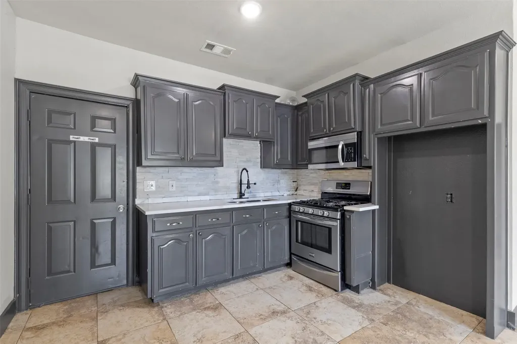 5425 Laster Road Fort Worth TX 76119