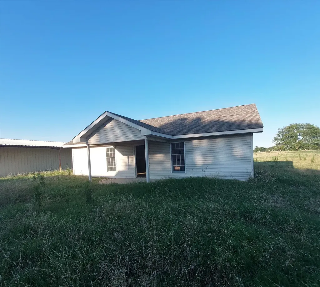 511 County Road SW 3010 Mount Vernon TX 75457