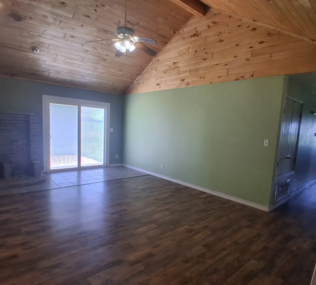 511 County Road SW 3010 Mount Vernon TX 75457