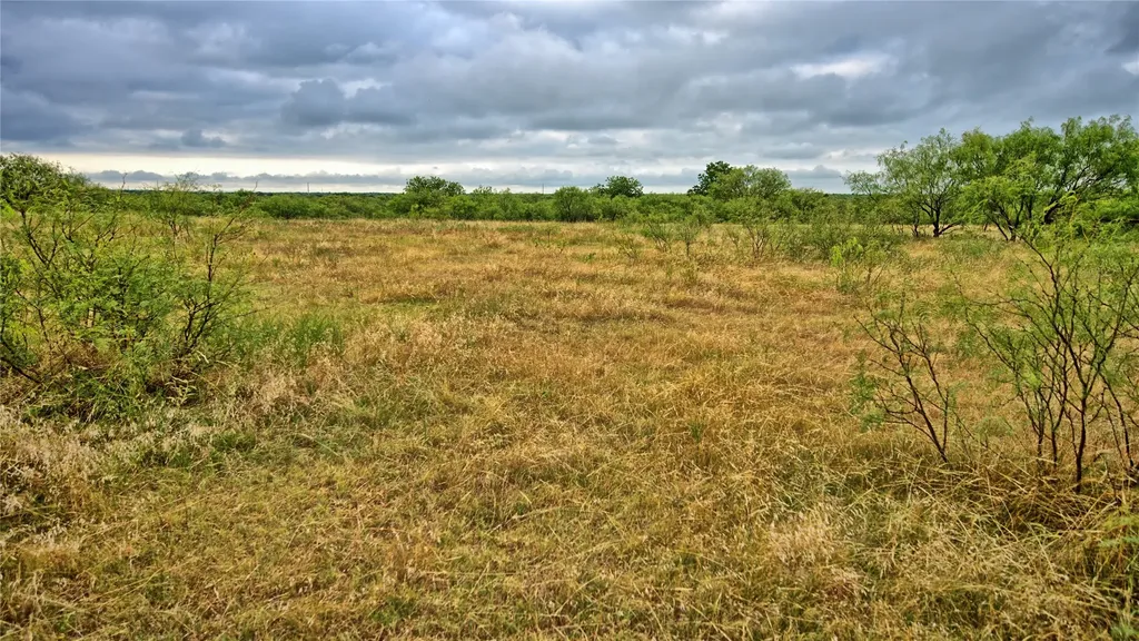 2563 Raymond Edwards Road Henrietta TX 76365