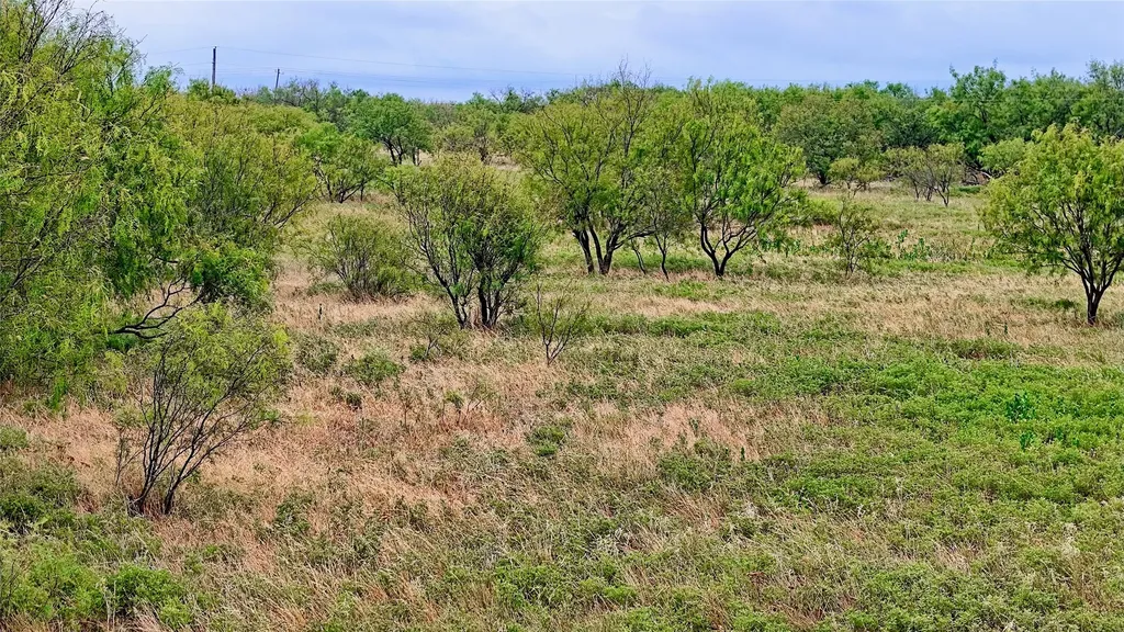 2563 Raymond Edwards Road Henrietta TX 76365