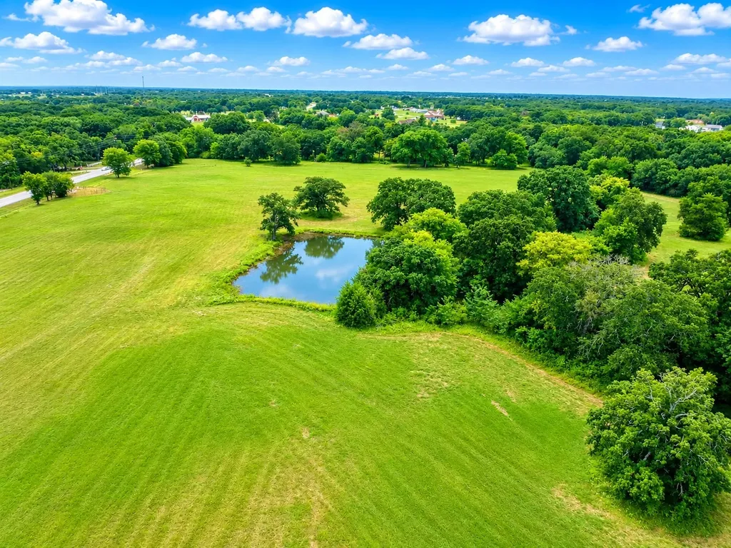 8401 S Fm 148 Scurry TX 75158