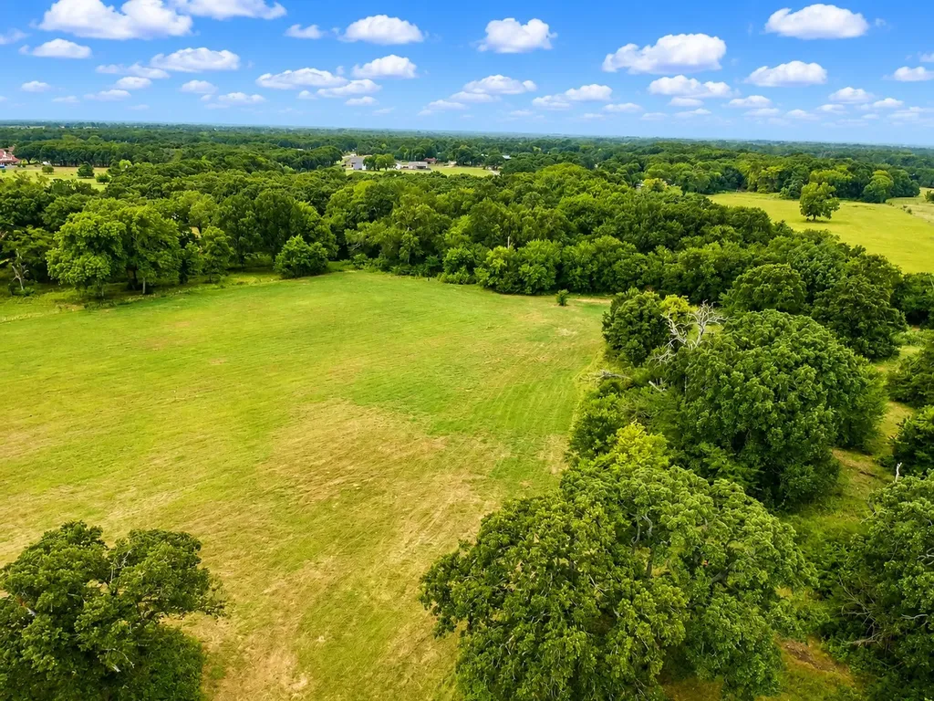 8401 S Fm 148 Scurry TX 75158