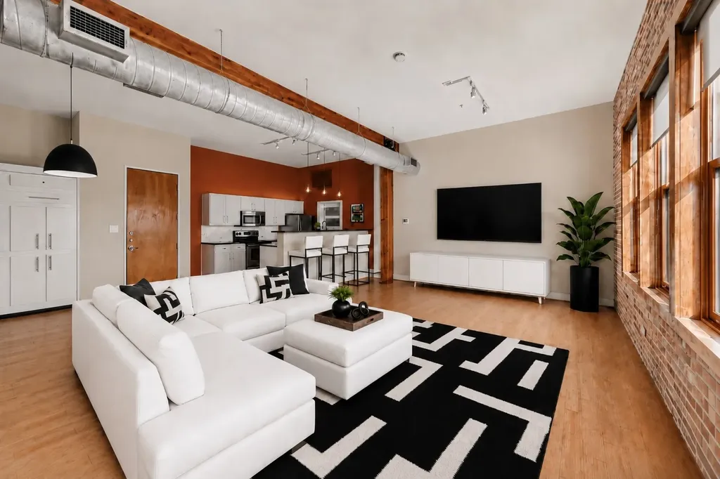 2502 Live Oak Street Dallas TX 75204