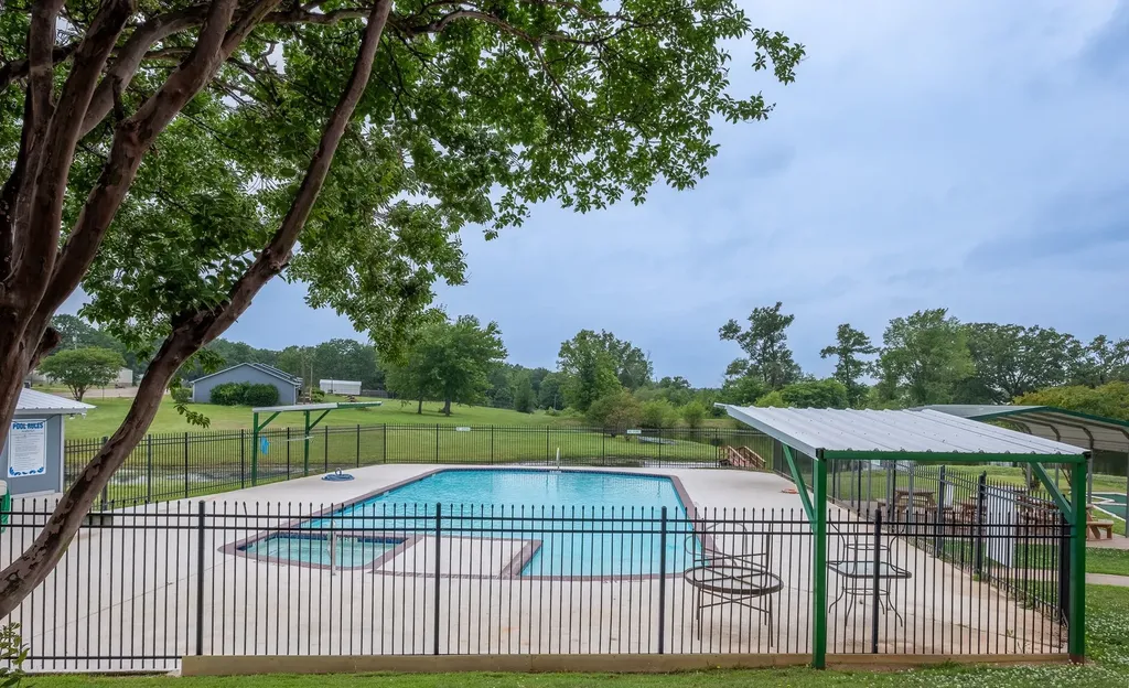 423 Waterfront Row Quitman TX 75783