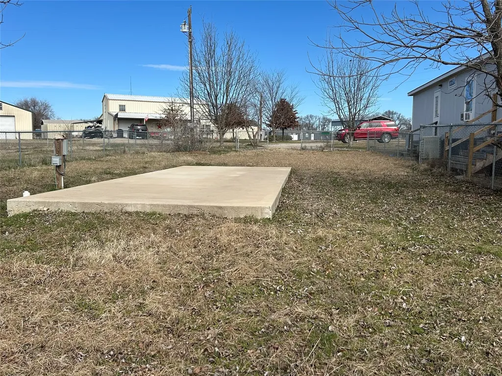 423 Waterfront Row Quitman TX 75783