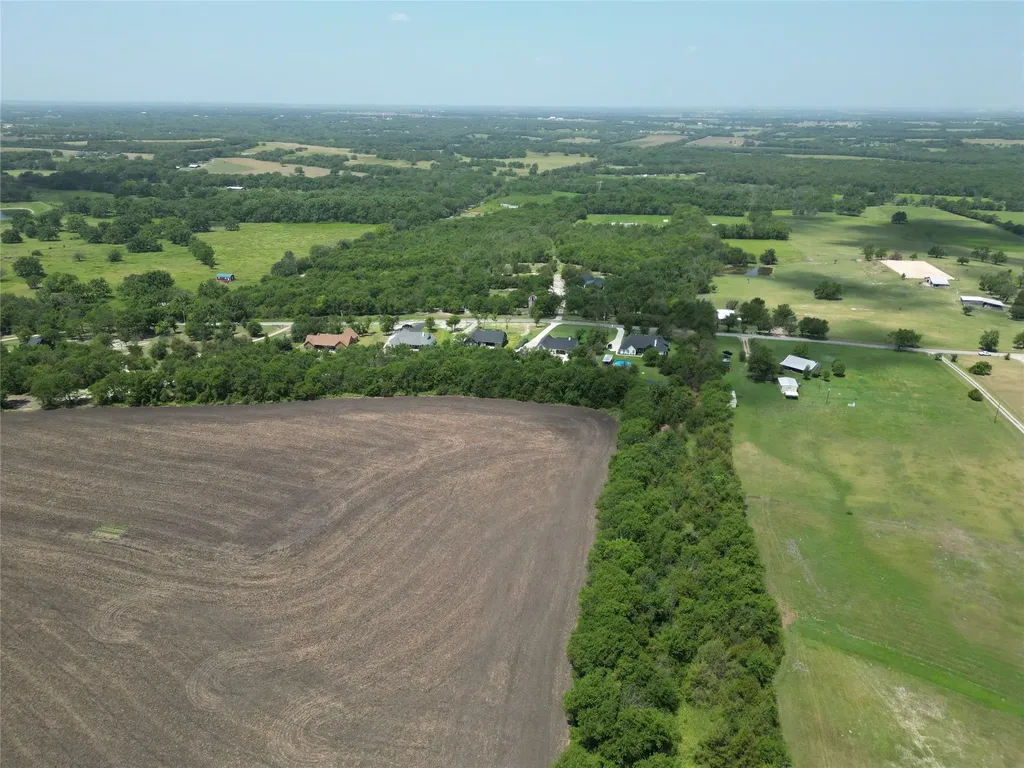 910 Kentucky Town Road Whitewright TX 75491