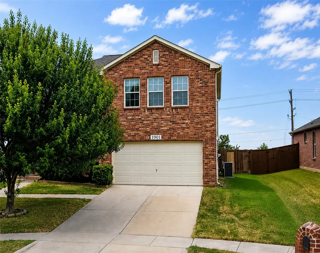 1901 Cliffrose Little Elm TX 75068