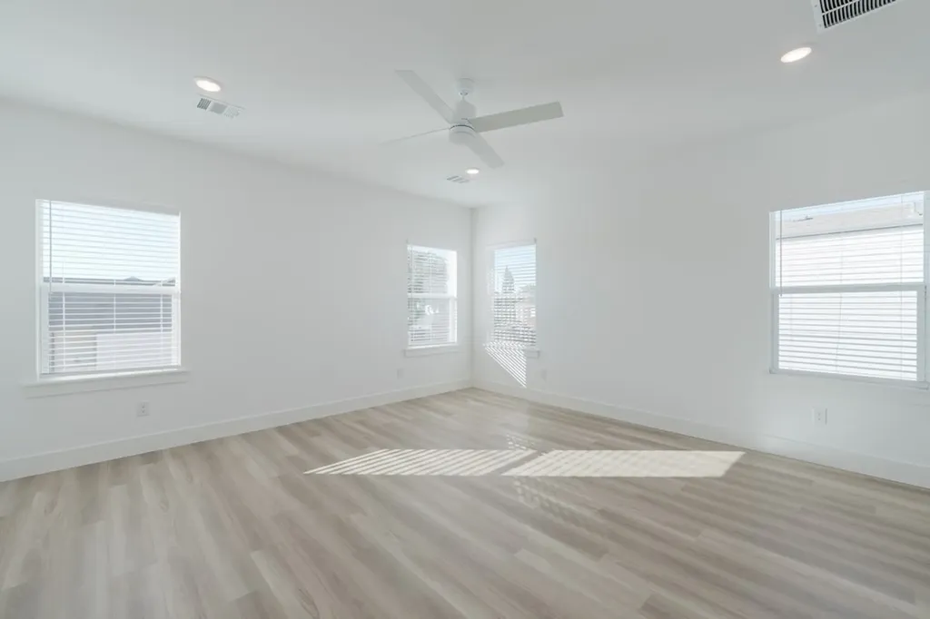 11661 Liberty Commons Court Dallas TX 75229