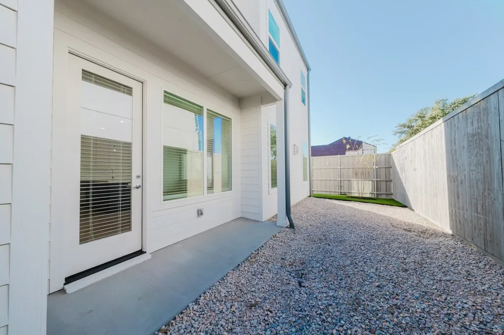 11661 Liberty Commons Court Dallas TX 75229