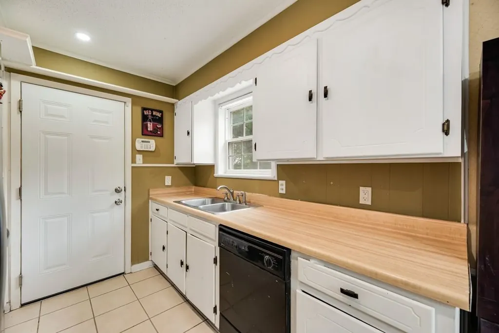117 Myrtle Court Hurst TX 76053
