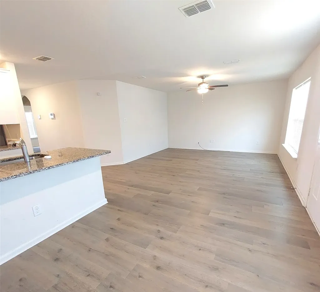 4901 Delano Street Greenville TX 75401