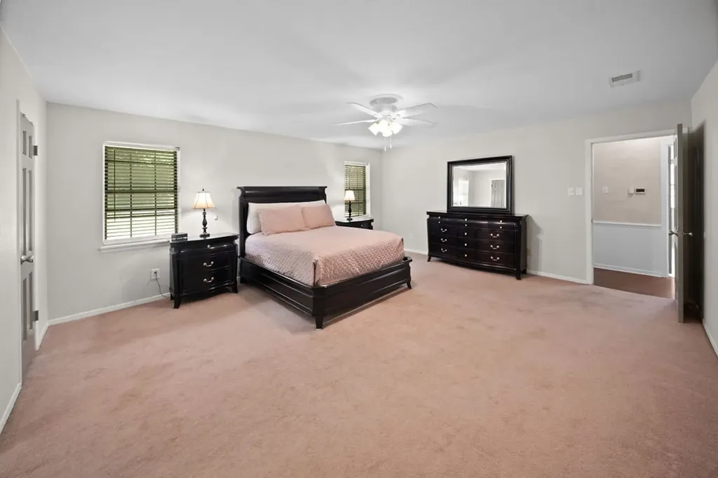 2829 Yorktown Drive Tyler TX 75701