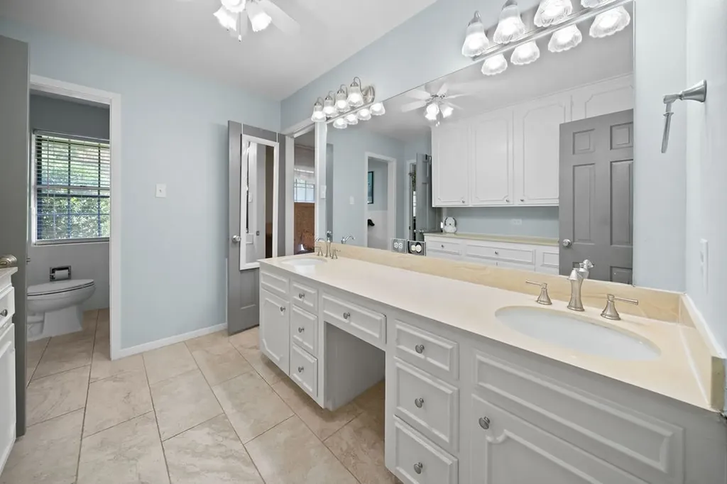 2829 Yorktown Drive Tyler TX 75701