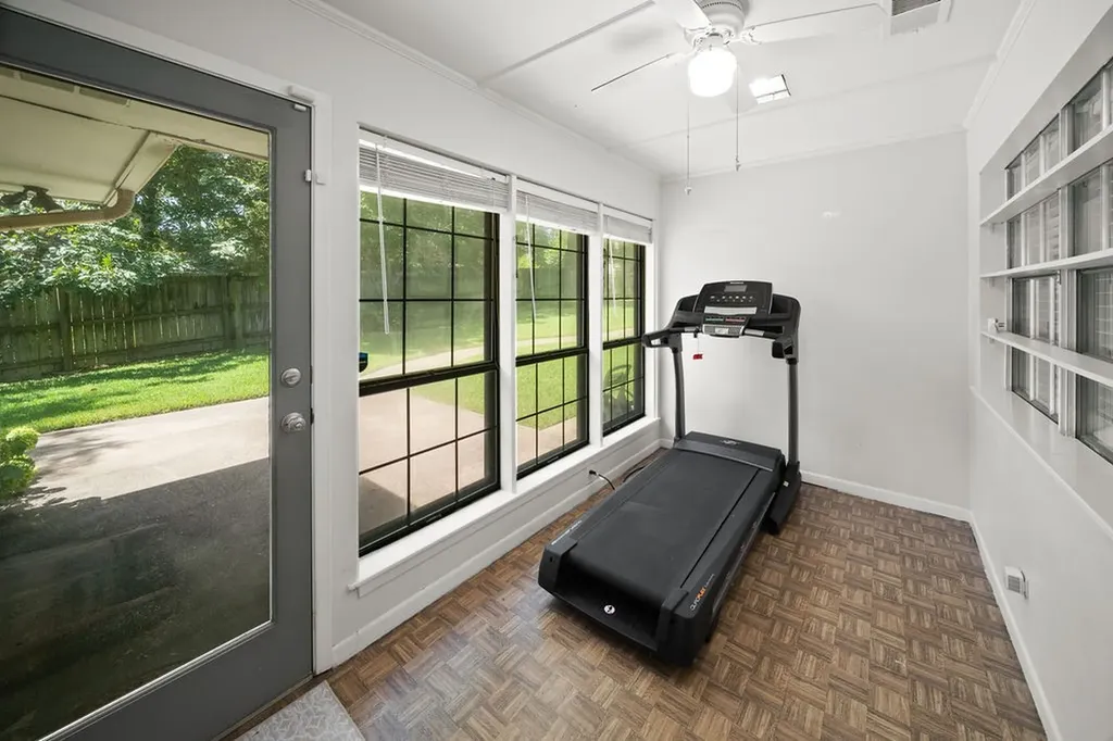 2829 Yorktown Drive Tyler TX 75701