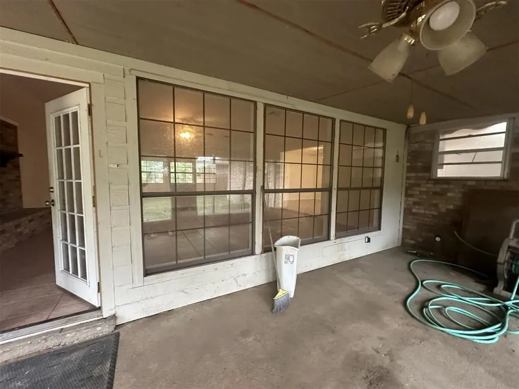 704 Clebud Drive Euless TX 76040
