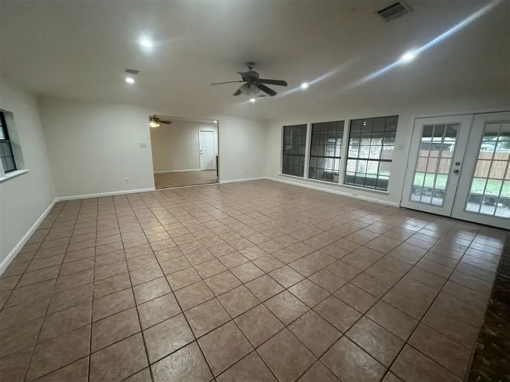 704 Clebud Drive Euless TX 76040