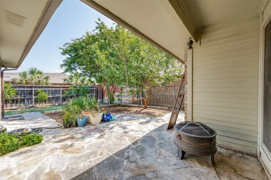 755 Red River Trail Irving TX 75063