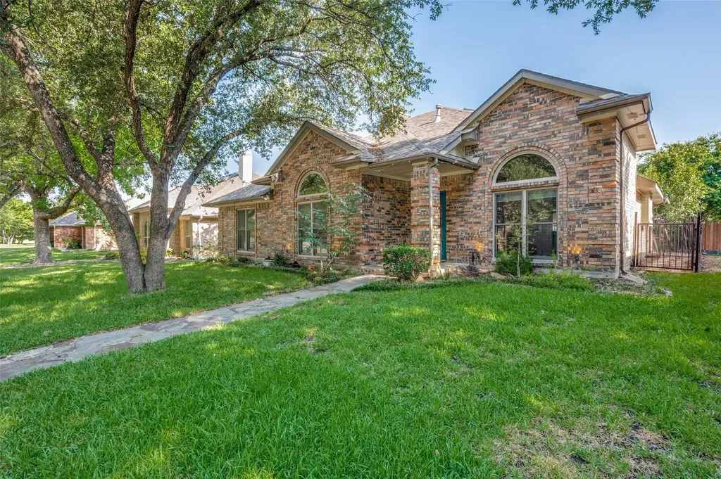 755 Red River Trail Irving TX 75063