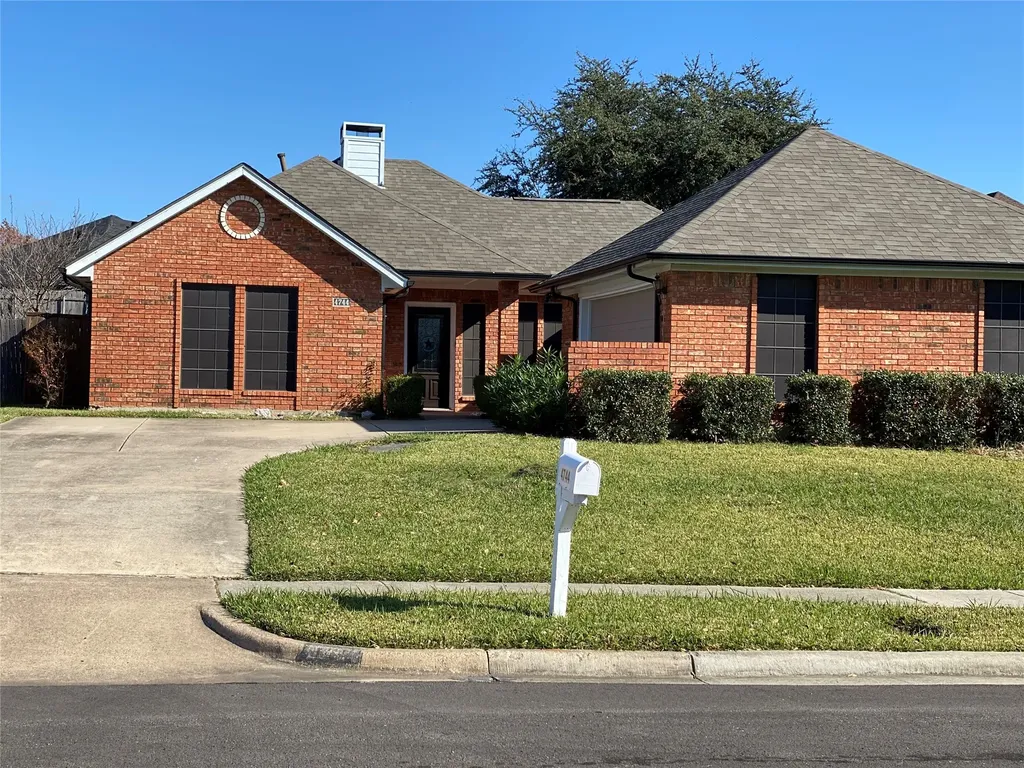 4744 Montego Bay Drive Irving TX 75038