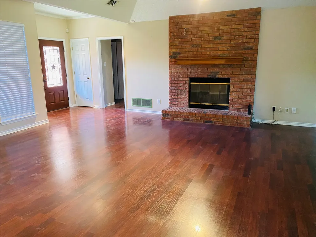 4744 Montego Bay Drive Irving TX 75038