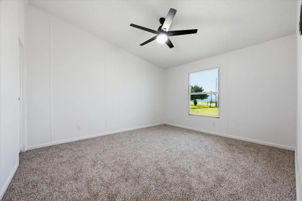 5708 Texas Street Joshua TX 76058