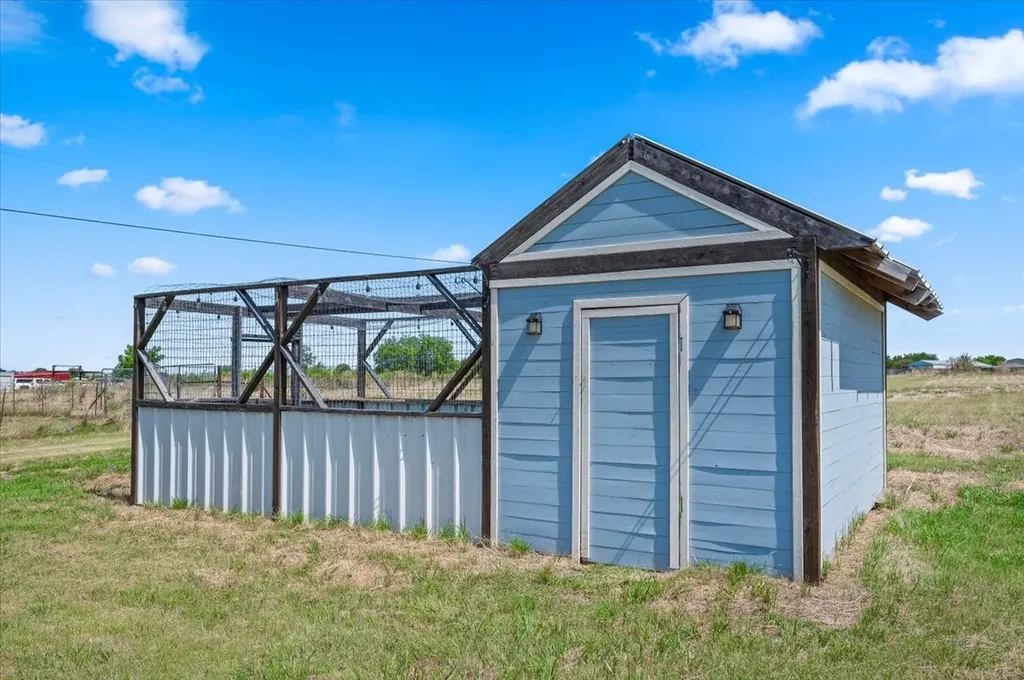 5708 Texas Street Joshua TX 76058