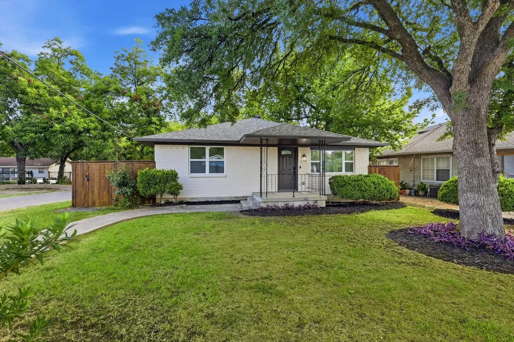 523 Martinique Avenue Dallas TX 75223