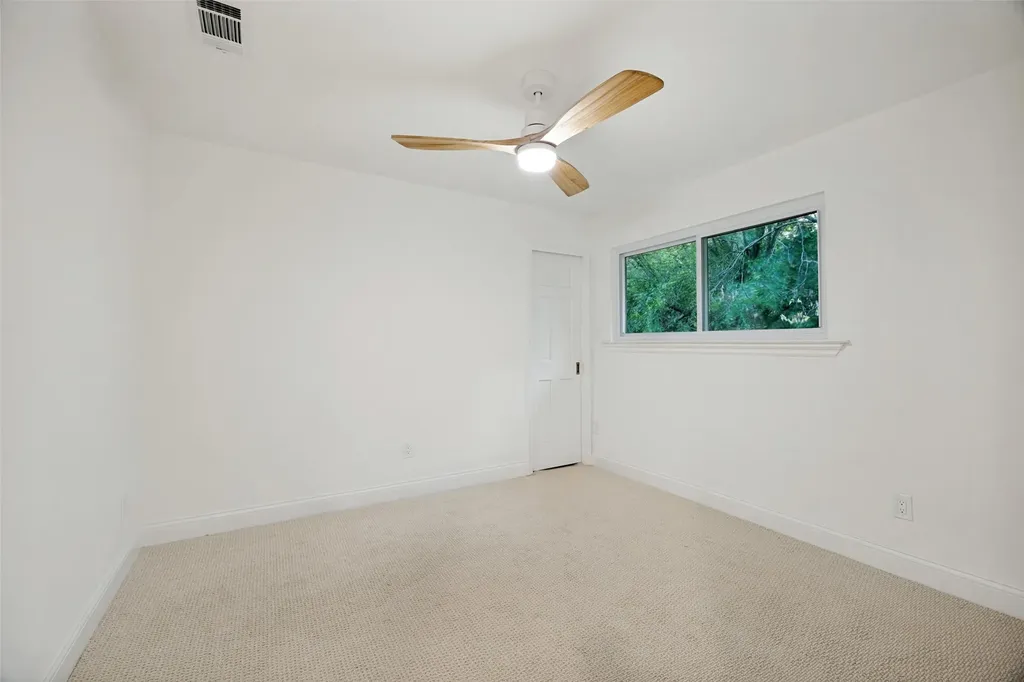 407 Valley Cove Drive Richardson TX 75080