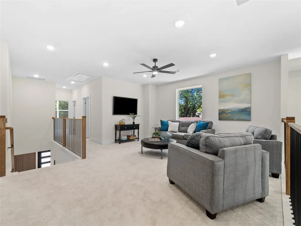 416 Mount Auburn Avenue Dallas TX 75223