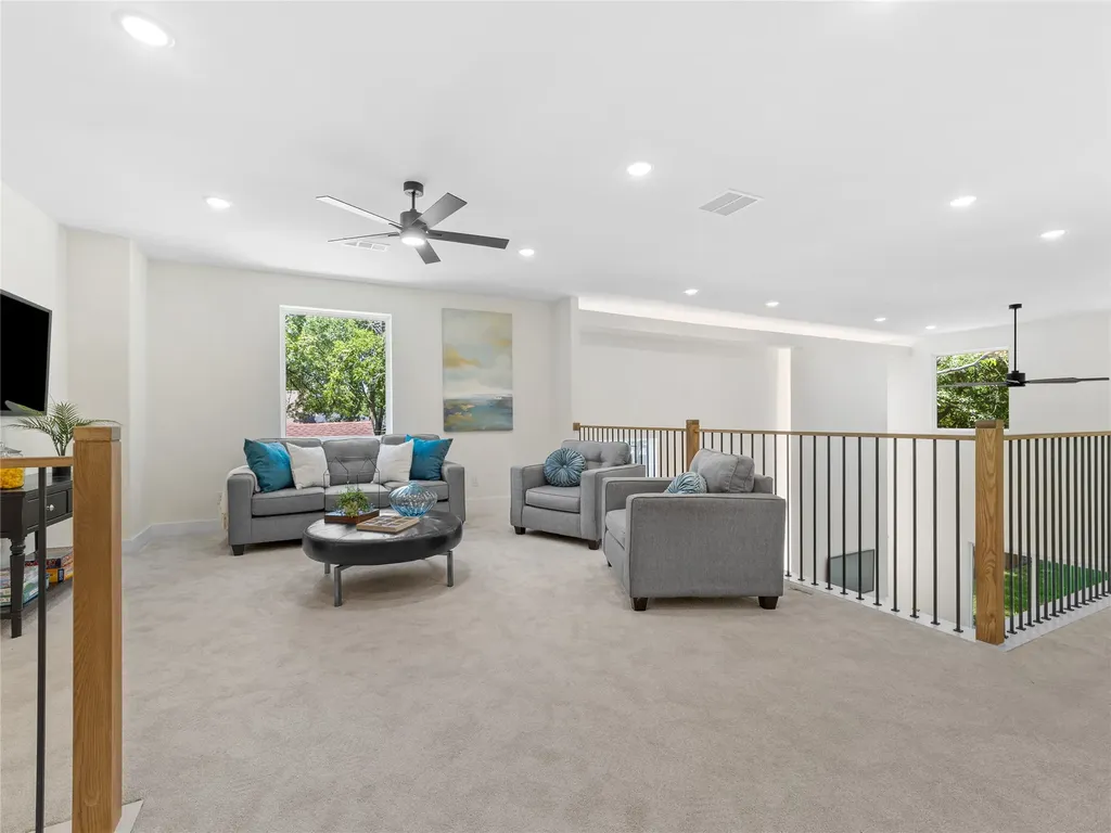 416 Mount Auburn Avenue Dallas TX 75223
