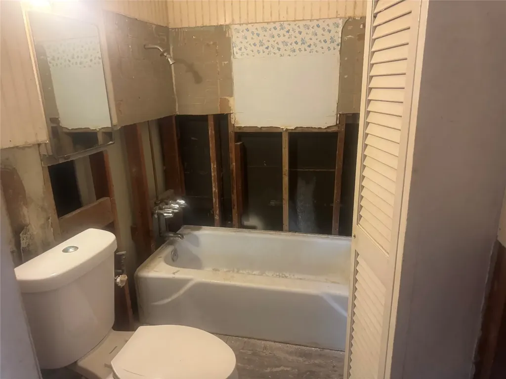 4205 Hickory Tree Road Balch Springs TX 75180