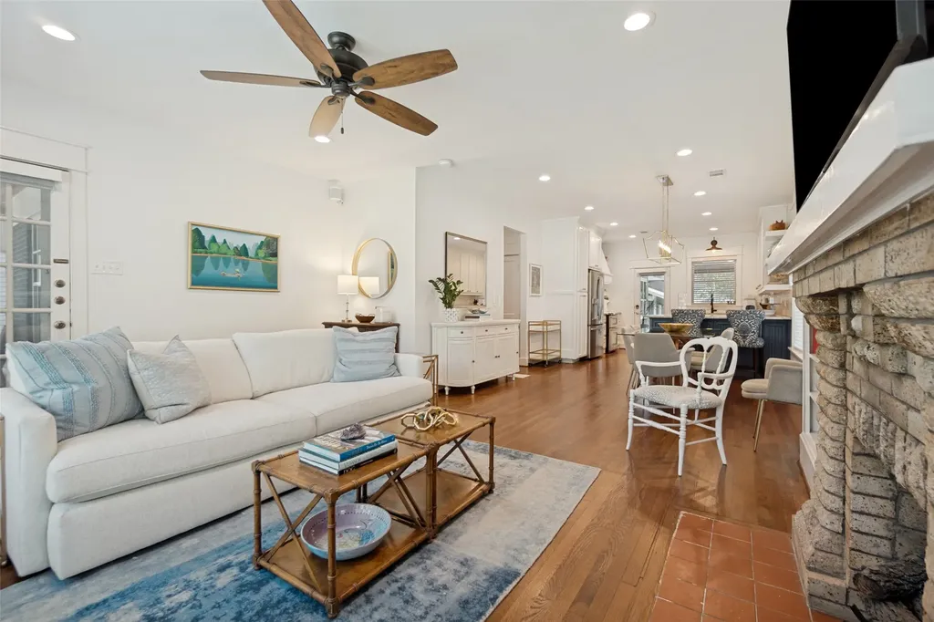 5422 Vickery Boulevard Dallas TX 75206