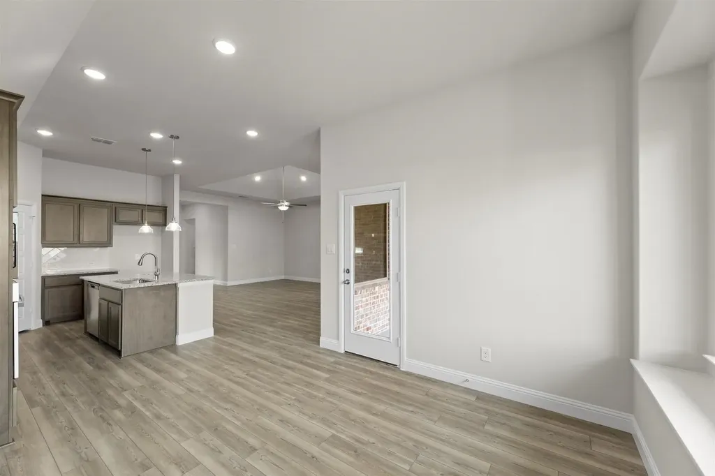 3805 Maize Avenue Heartland TX 75114