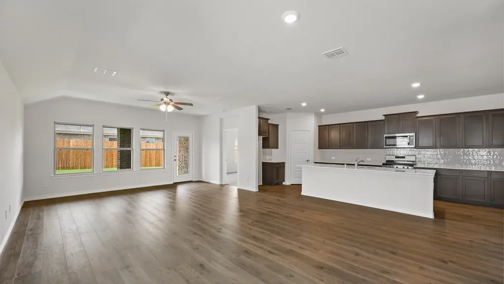2067 Hearn Drive Royse City TX 75189