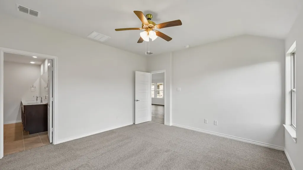 2067 Hearn Drive Royse City TX 75189